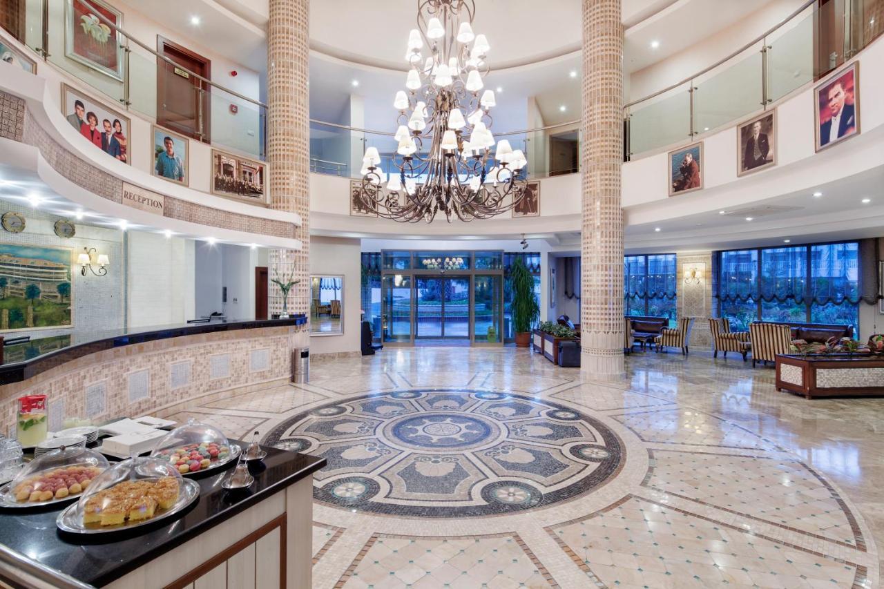Alba Royal Hotel (Adults Only) Side Exterior foto