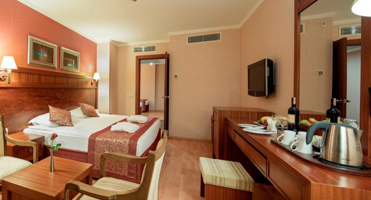 Alba Royal Hotel (Adults Only) Side Quarto foto
